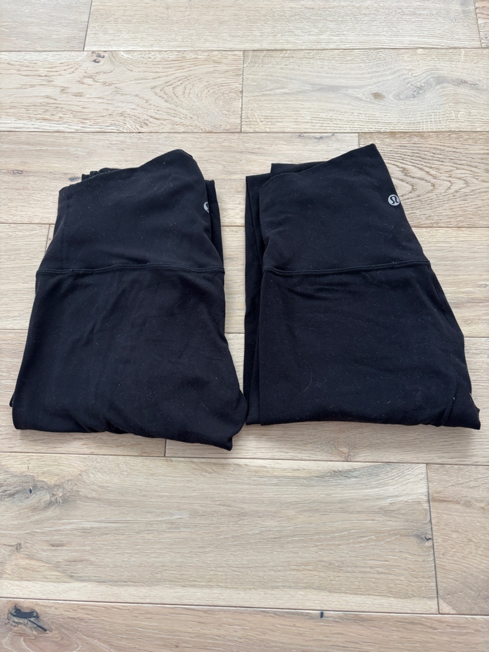 Black Lululemon Align Leggings